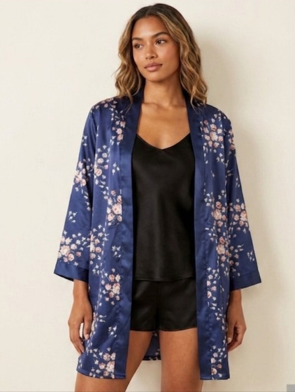 Morgan Lane x Fab Fit Fun Navy Floral Allie Satin Robe Size S/M